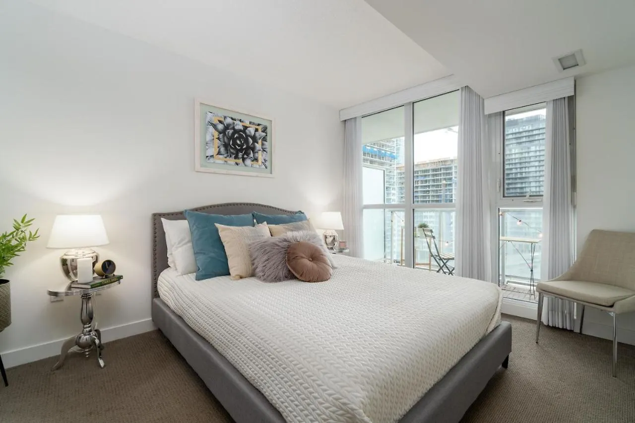 Hotel Downtown Condo, Cn Tower, Union Station Toronto